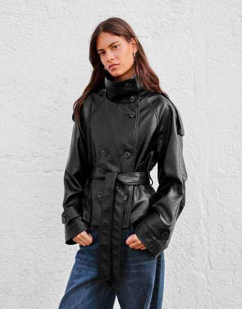 Bershka - Kort trenchjack met leereffect in zwart - view 1