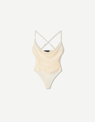Bershka – Krämvit body med strass och axelband i mesh - view 1