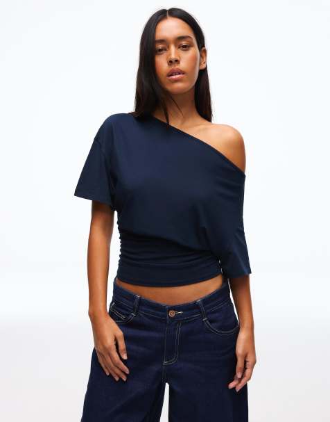 Bershka – Kurzärmliges, asymmetrisches T-Shirt in Denim-Blau mit Print - view 1