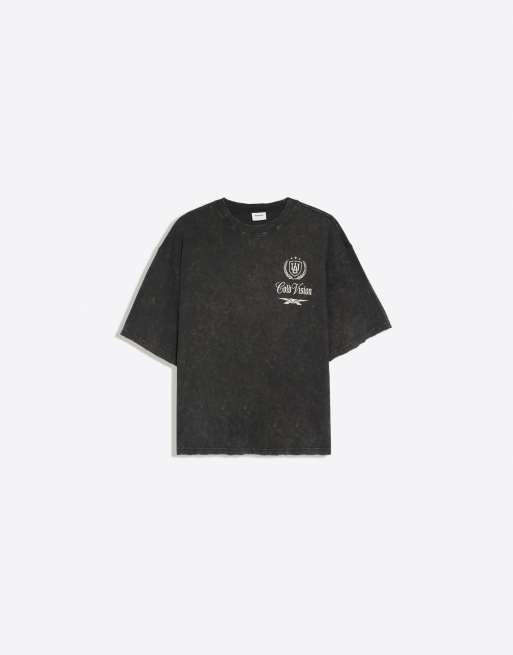 Bershka kurzärmliges boxy T-Shirt mit Print in Schwarz, 5 von 6