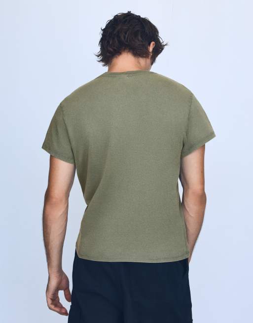 Bershka Kurzärmliges T-Shirt in Khaki, 4 von 4
