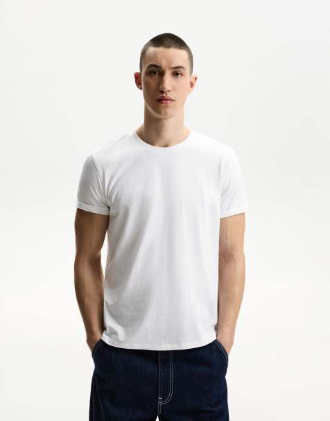 Bershka – Kurzärmliges T-Shirt in Weiß mit Stickerei und umgeschlagenen Ärmeln - view 1