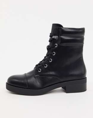 black high ankle shoes