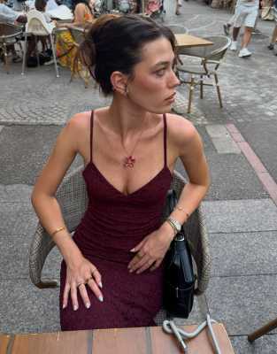 Burgundy 3
