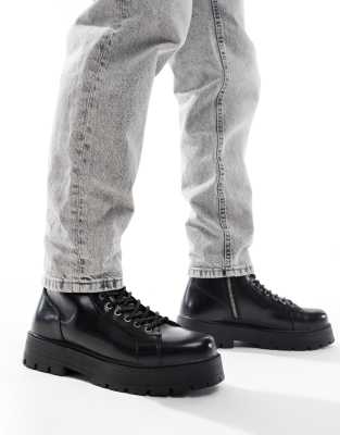 Bershka Bershka lace up chunky boot in black