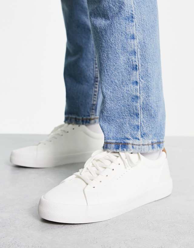 Bershka lace up sneakers in white