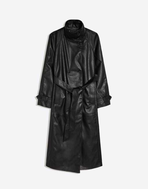 Bershka lang trenchcoat med læderlook i sort, 5 af 5
