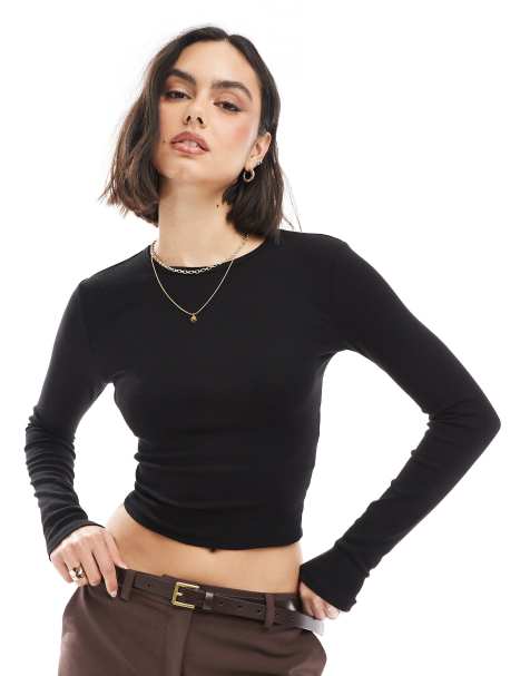 Bershka – Langärmliges, knapp geschnittenes Shirt in Schwarz - view 1