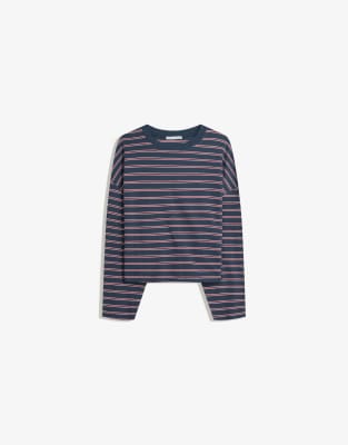 Bershka - Langärmliges T-Shirt in Marineblau mit Print