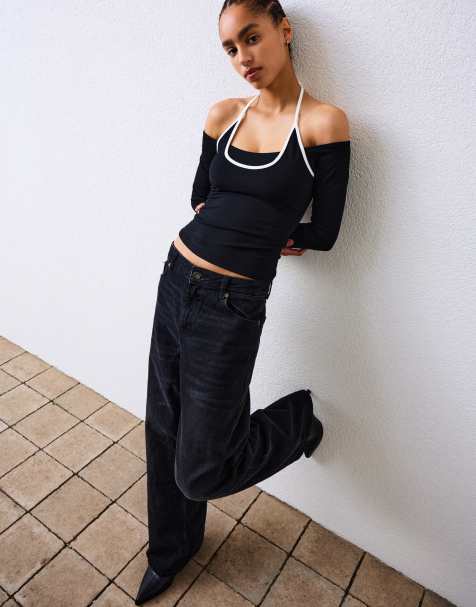 Bershka – Langärmliges T-Shirt in Schwarz mit Neckholder - view 1