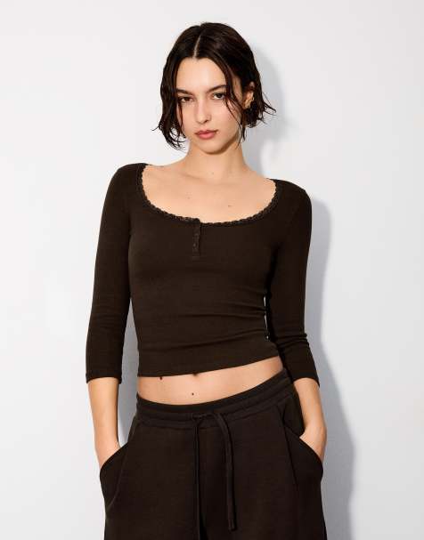 Bershka Langarmshirt aus Spitze in Braun - view 1