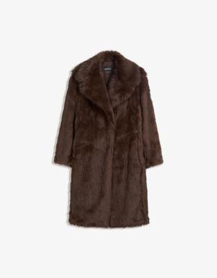Bershka - Langer Mantel aus Kunstpelz in Braun-Brown