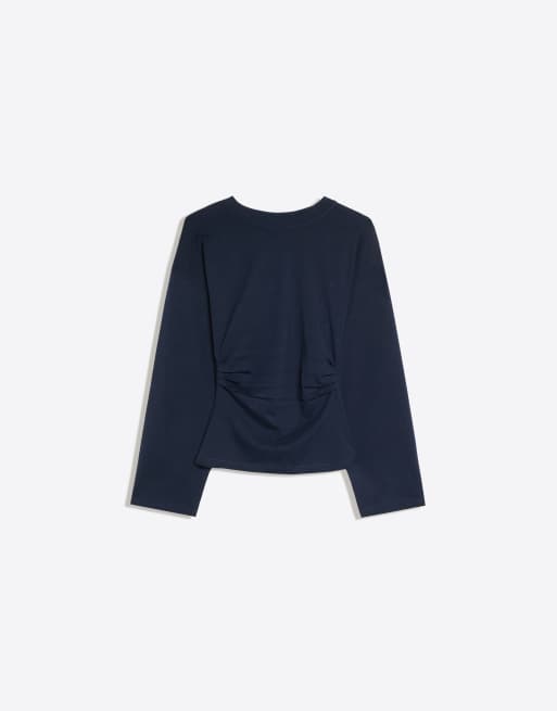 Bershka langærmet T-shirt med rynkedetalje i navy, 5 af 5