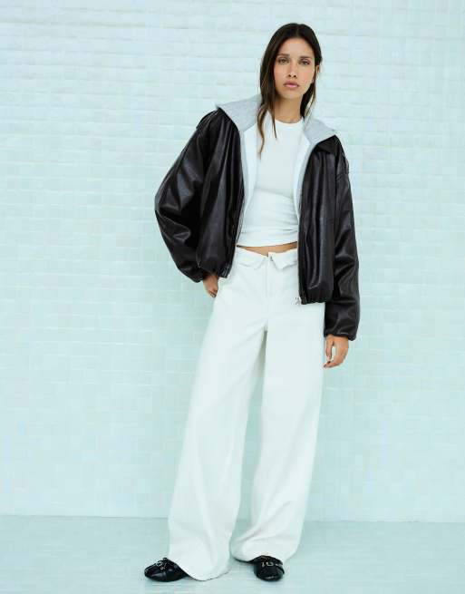 Bershka Leather effect balloon jacket in black, 4 of 6