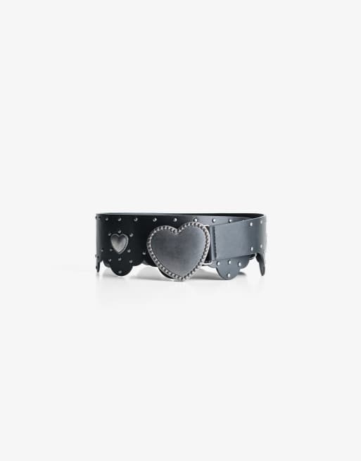 é Heart buckle belt、tシャツ（黒） Leather belt with heart shaped buckle Woman, Black | TWINSET