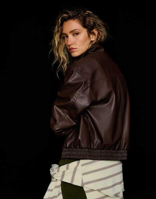 Bershka Leather effect jacket in brown, 3 of 5