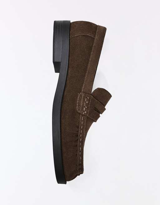 Bershka Leder-Loafer mit schmaler Sohle in Hellbraun, 5 von 7