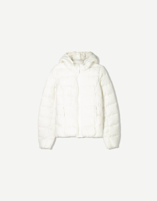 Bershka - Licht gewatteerd jack in wit