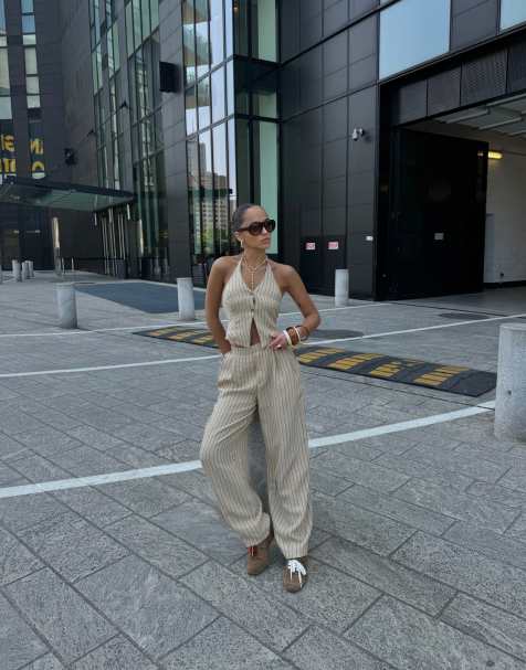 Bershka linen blend balloon fit trousers with darts in camel