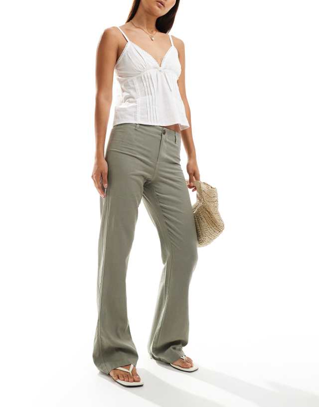 Bershka - linen tailored flared trousers in taupe