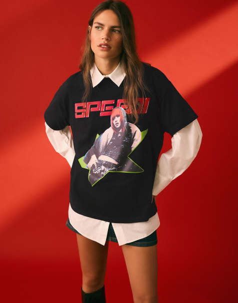 Bershka – Lisa Speedi – Svart t-shirt med korta ärmar och tryck - view 1