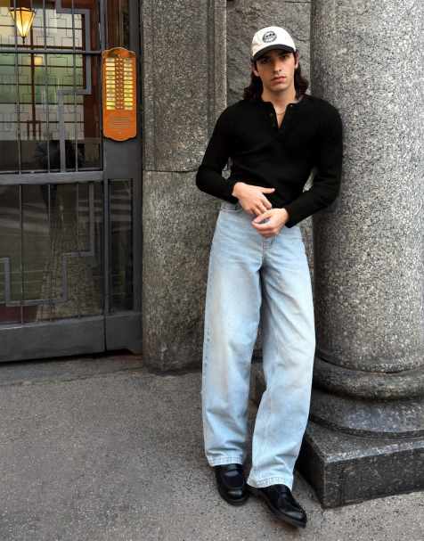 Bershka – Ljusblå, raka jeans - view 1