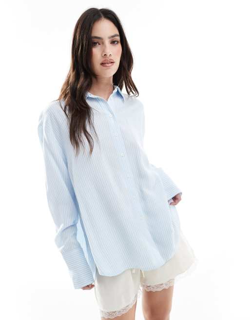 Bershka – Ljusblå skjorta i oversize