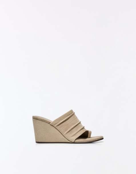 Bershka – Ljusbruna mules med kilklackar - view 1