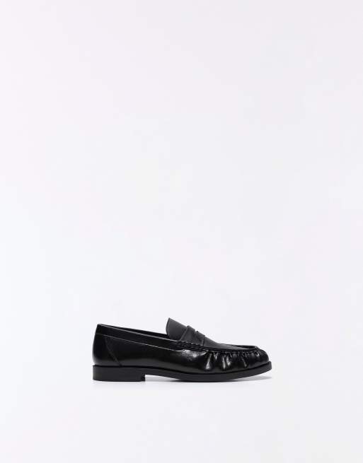Bershka loafers med rynkeeffekt i sort, 3 af 7