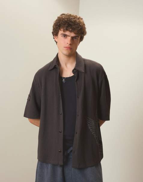 Bershka – Locker geschnittenes Hemd in Grau und Schwarz mit Waffelstruktur - view 1
