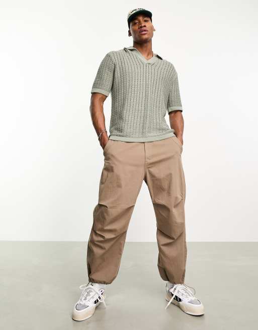 Bershka – Locker geschnittenes Polohemd aus strukturiertem Strick in Khaki, 3 von 4