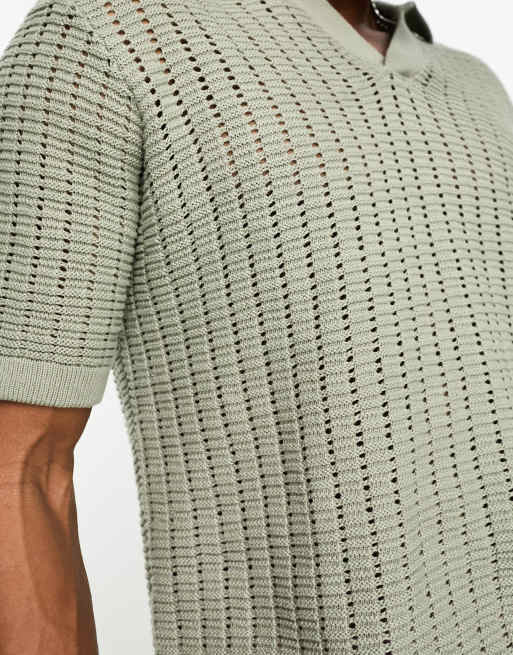 Bershka – Locker geschnittenes Polohemd aus strukturiertem Strick in Khaki, 4 von 4
