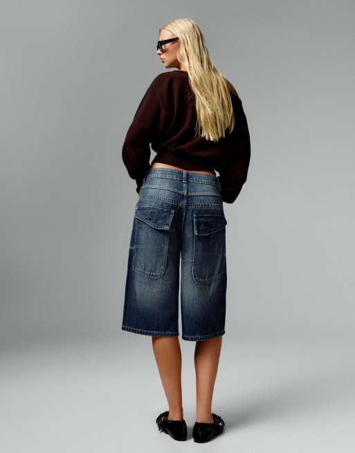 Bershka Long denim bermuda shorts with pocket detail in navy, 3 of 5