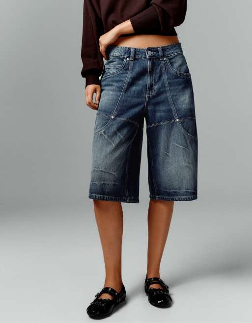 Bershka Long denim bermuda shorts with pocket detail in navy, 4 of 5