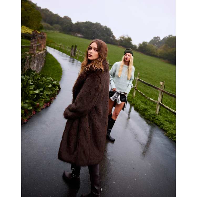 209791450-1-brown?$n_750w$&wid