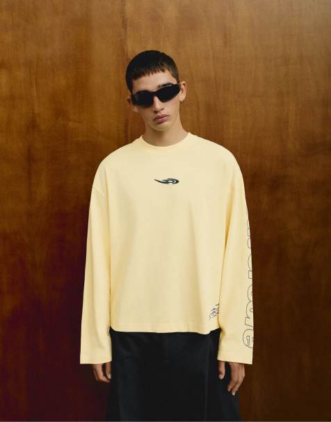 Bershka Long sleeve boxy out of core t-shirt in yellow - view 1