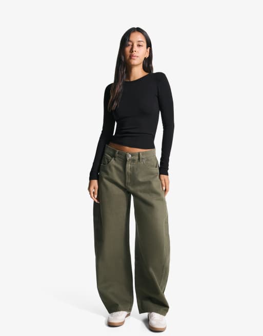 Bershka Long sleeve top in black, 2 of 4