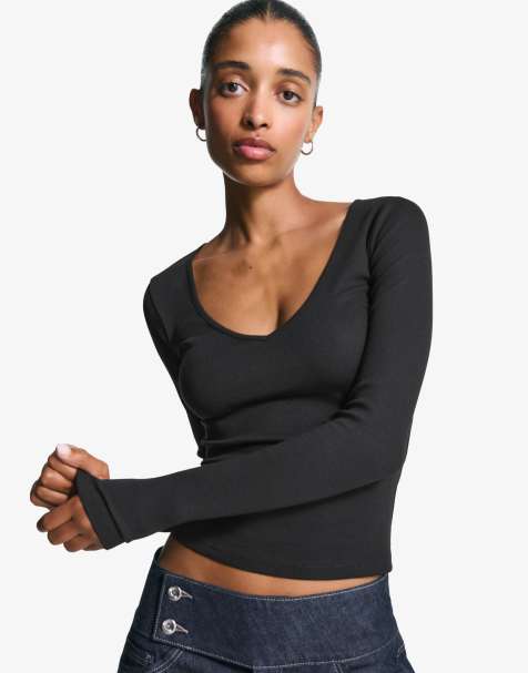Bershka Long sleeve v-neck t-shirt in black - view 1