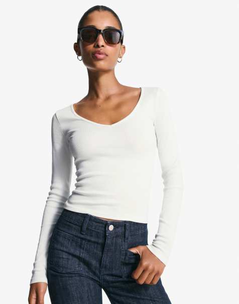 Bershka Long sleeve v-neck t-shirt in white - view 1