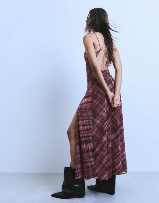 Bershka Long tulle strappy dress in black, 2 of 5