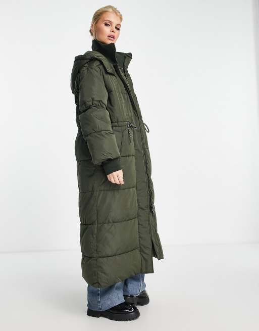 Bershka longline hoodie puffer coat in dark green , 3 of 4