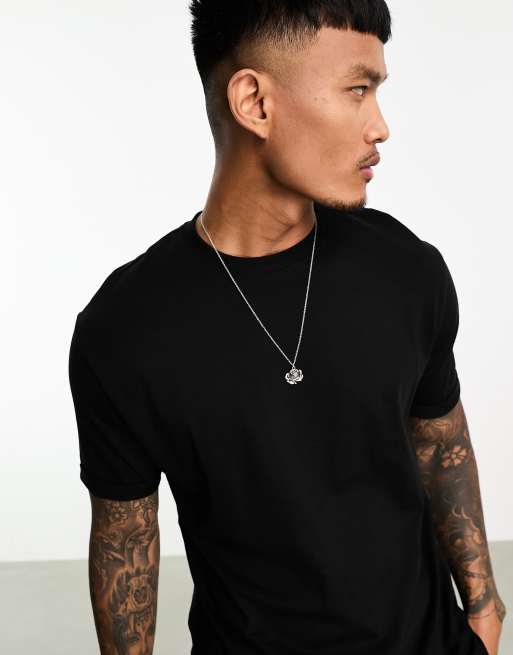 Bershka – Longline-T-Shirts in Schwarz und Weiß im 2er-Pack, 3 von 4