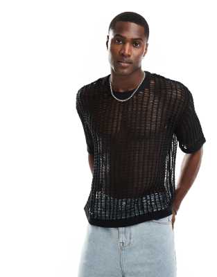 loose knitted t-shirt in black