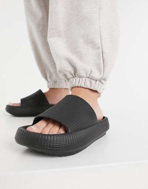 Bershka sandals sale 219