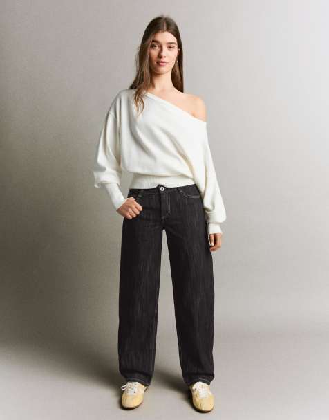 Bershka Low-rise baggy barrel jeans in black - view 1