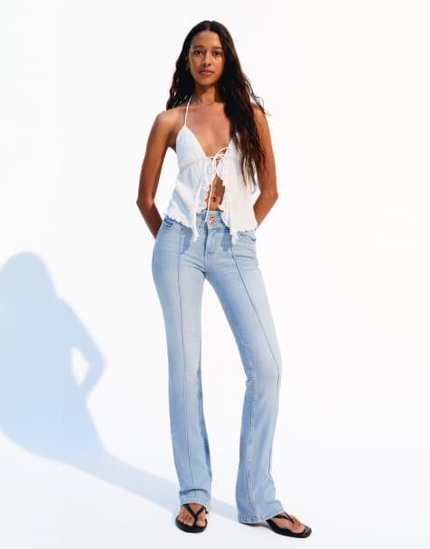 Bershka low rise boot cut jeans in light bue - view 1