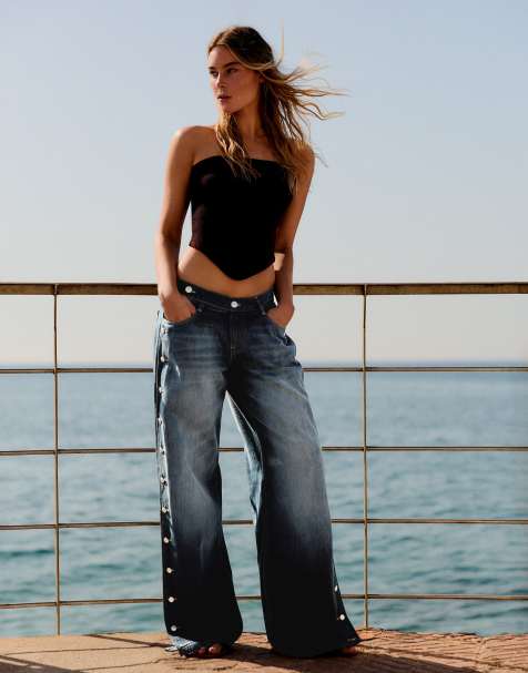 Bershka Low-rise straight-leg jeans with side buttons in navy - view 1