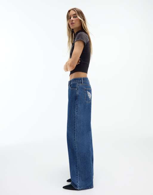 Bershka Low-rise straight sequin jeans in mid blue, 2 of 6
