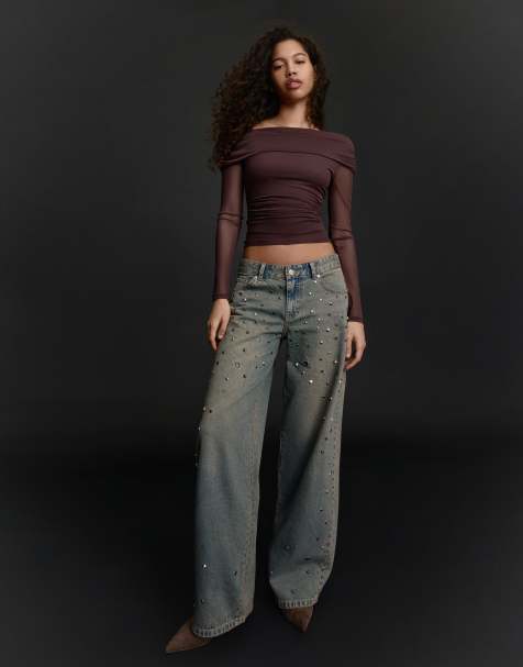 Bershka Low-rise studded boyfriend jeans in blue