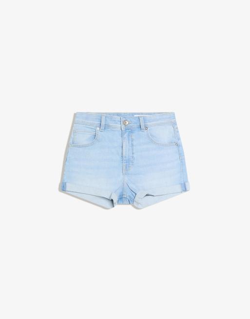 Bershka - Lyseblå denimshorts med opsmøgede kanter, 2 af 4